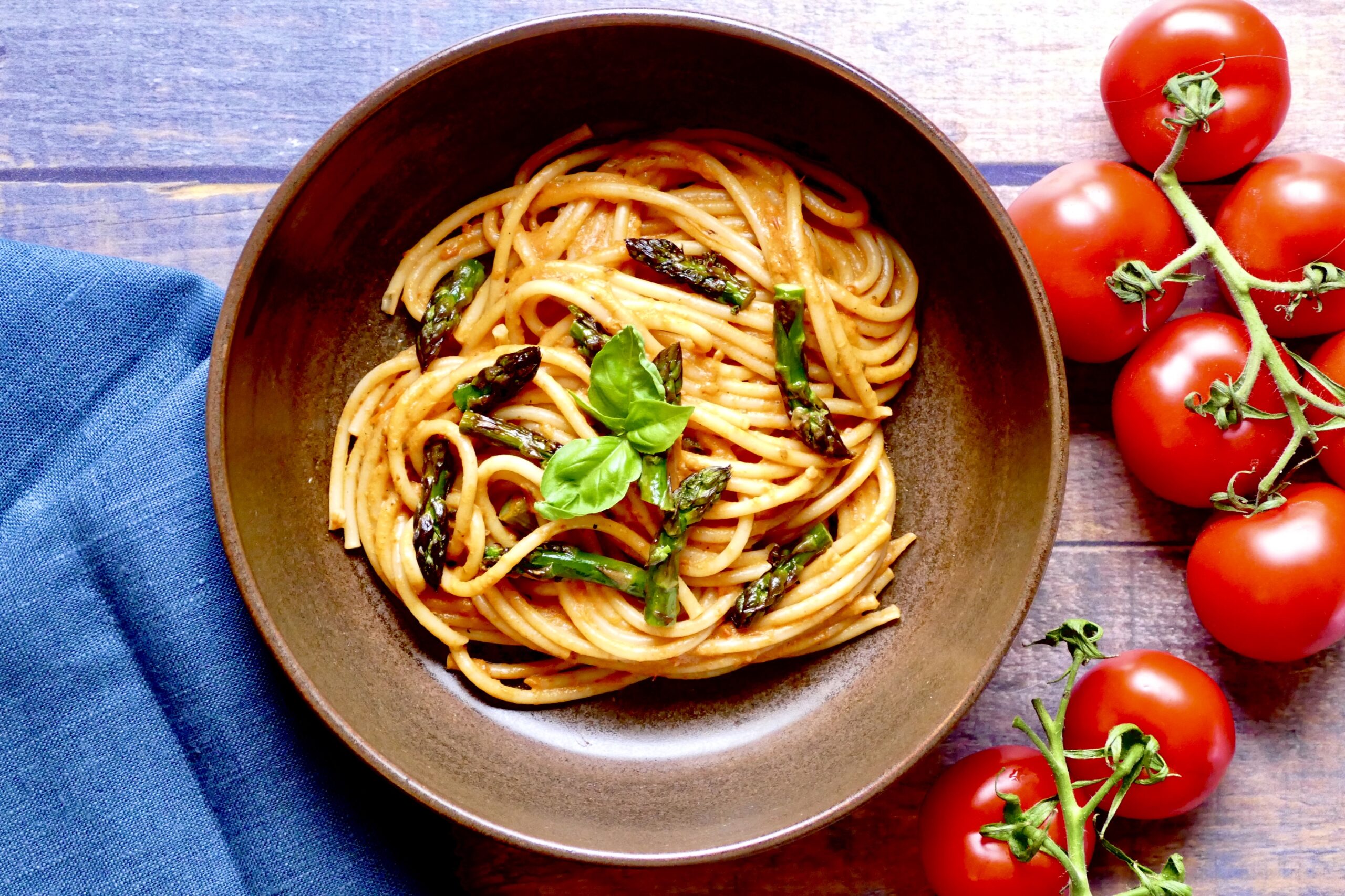 Recette de spaghetti avec sauce aux légumes grillés